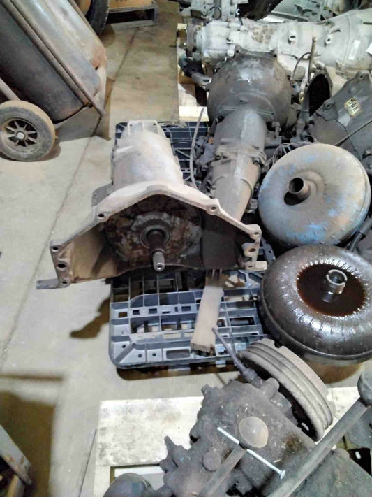 Transmission Assy. CHEVROLET PICKUP 85 TH400 Turbo 400 4wd DAMAGED