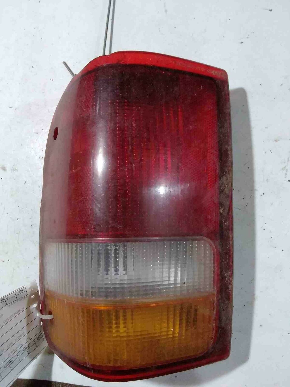 Tail Light Assembly FORD RANGER Left 98 99