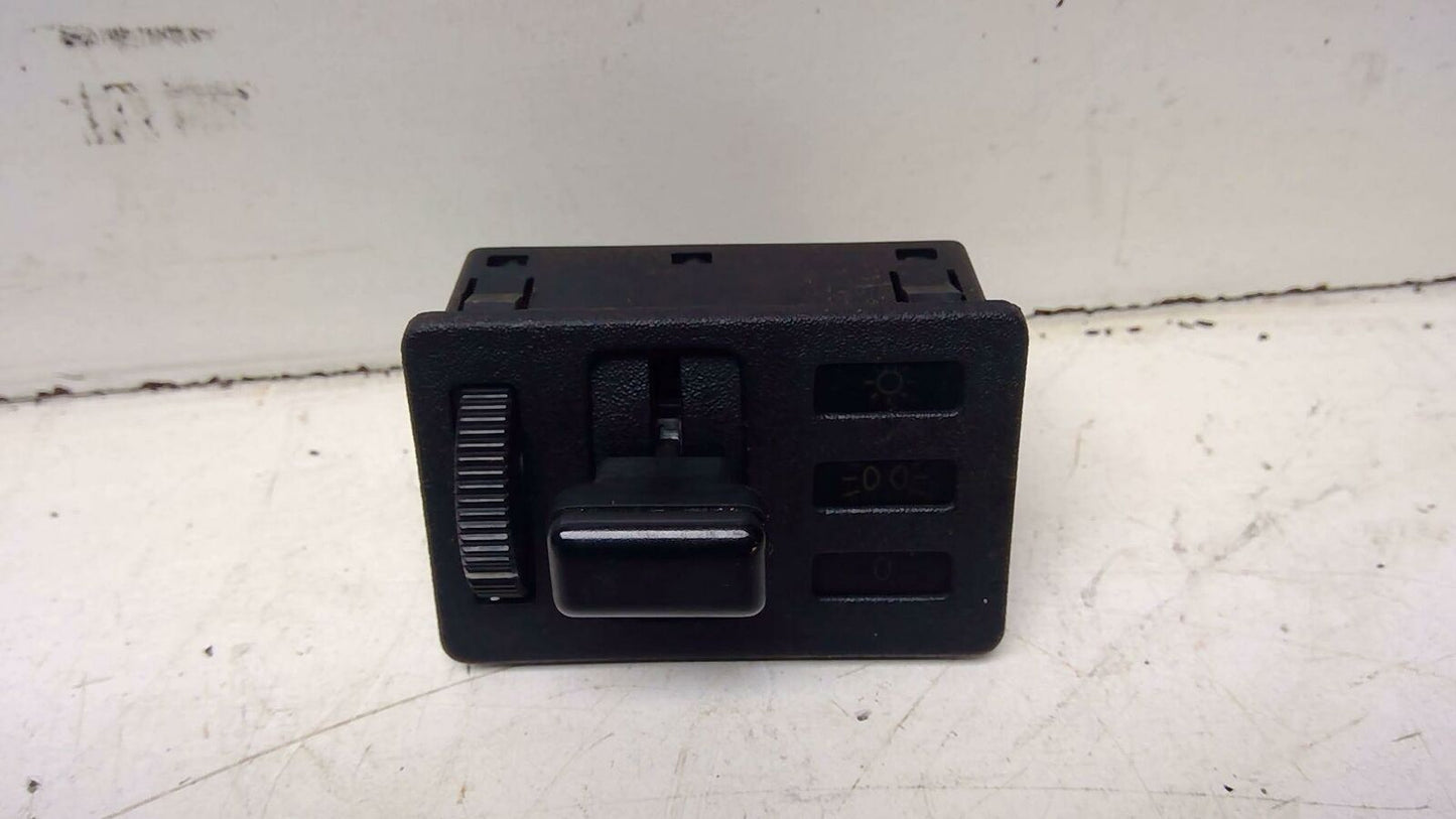 Headlight Switch (dash Mtd) BMW 528E 85 86 87 88