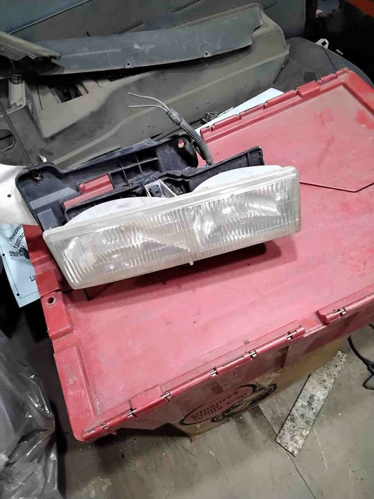 Headlamp Assembly GMC PICKUP 1500 Left 90 91 92 93 94 95 96 97 98 99