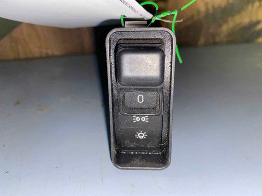 Headlight Switch (dash Mtd) BMW 850 SERIES 91 92 93 94 95 96 97