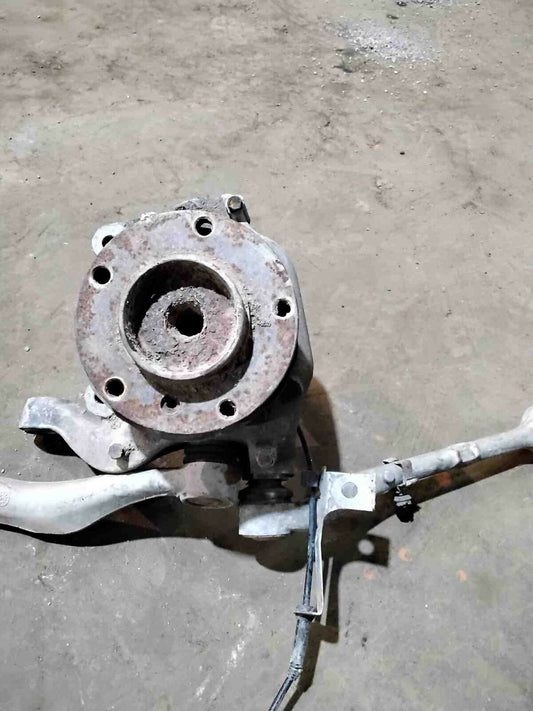 Spindle Knuckle Front BMW 540 00