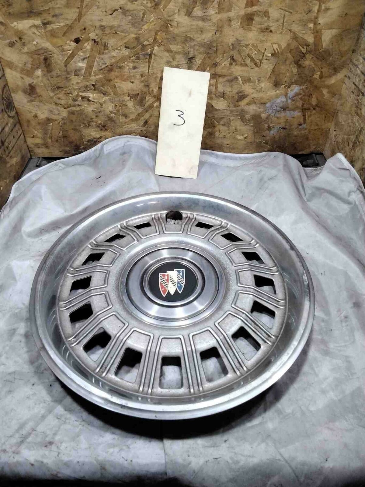 Wheel Cover BUICK SKYLARK 80 81 82 83 84 85