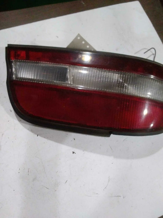 Tail Light Assembly NISSAN ALTIMA Left 95 96 97