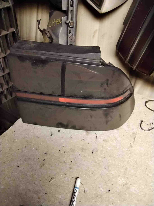 Tail Light Assembly CHEVY BERETTA Right 87 88