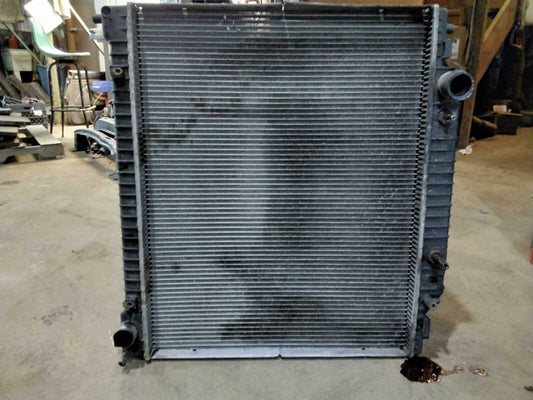Radiator FORD VAN E150 00 01 02 03 04 05 06 07 08 09 10 11 12 13 14