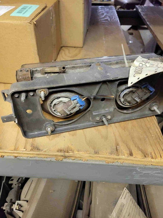 Headlamp Assembly BUICK CENTURY Right 89 90 91 92 93 94 95 96