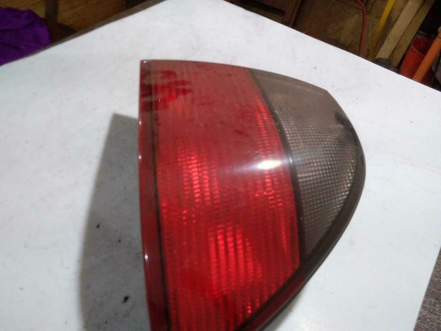 Tail Light Assembly SAAB 9-5 Right 99 00 01