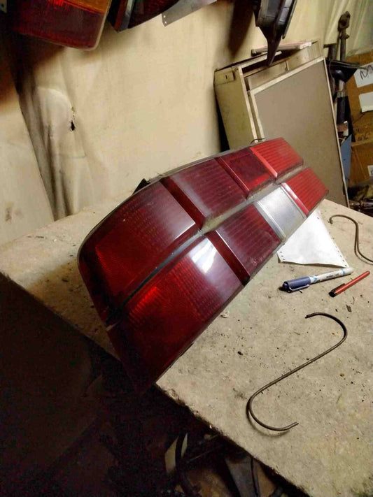 Tail Light Assembly PLYMOUTH SUNDANCE Left 87 88