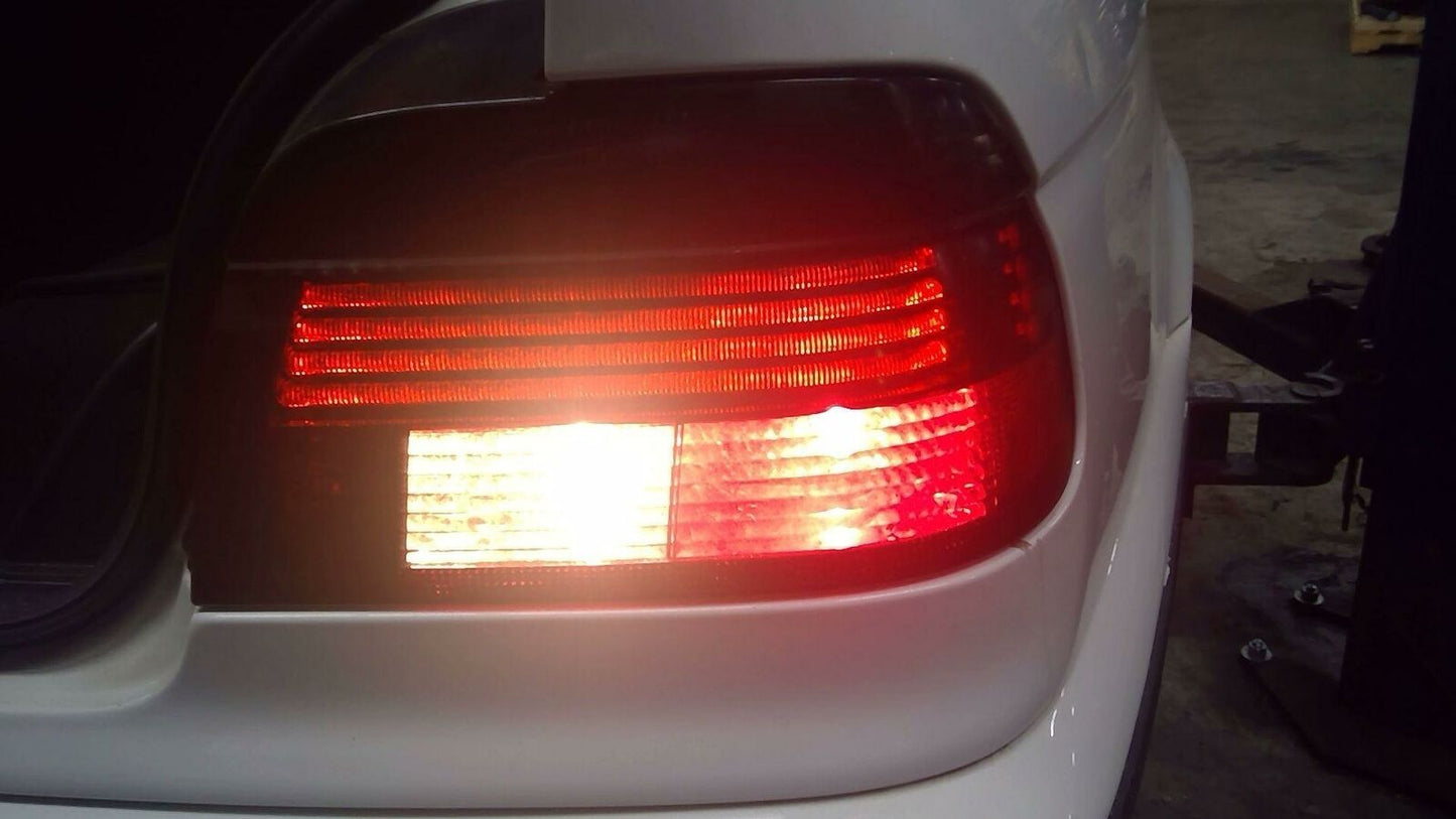Tail Light Assembly BMW 530I Right 01 02 03