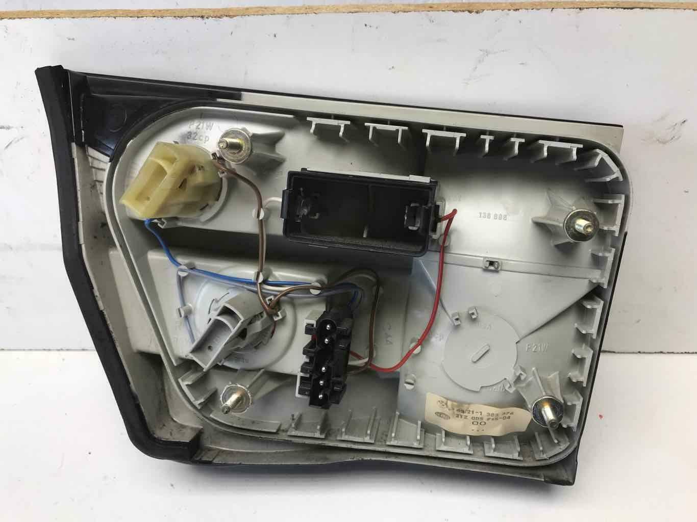 Tail Light Assembly BMW 840I Right 94 95 96 97