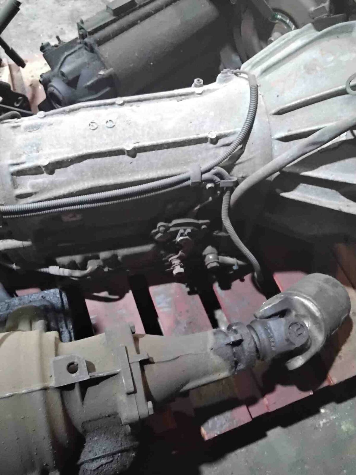 Transmission Assy. INFINITI Q45 91 92