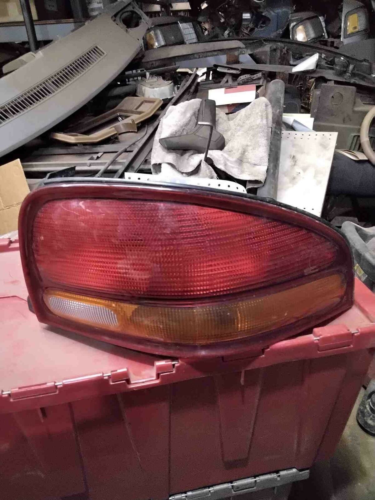 Tail Light Assembly DODGE STRATUS Right 95 96 97 98 99 00