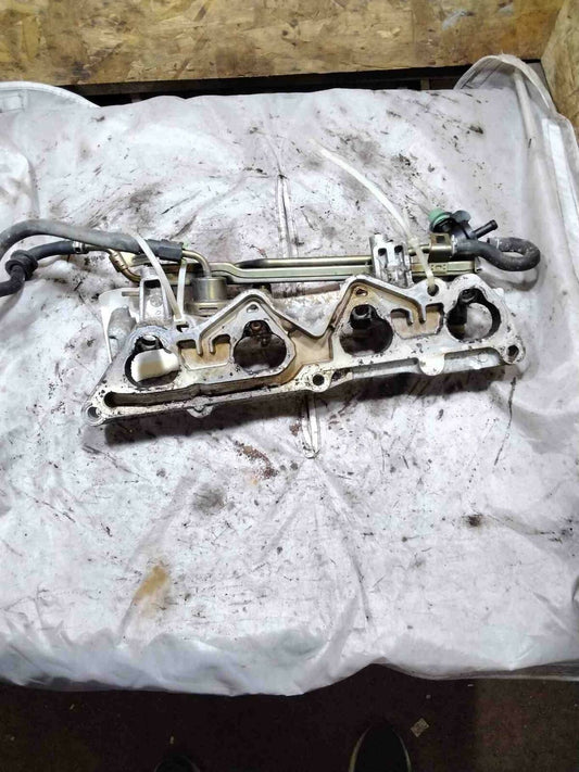 Fuel Injection Rail HONDA CIVIC 01