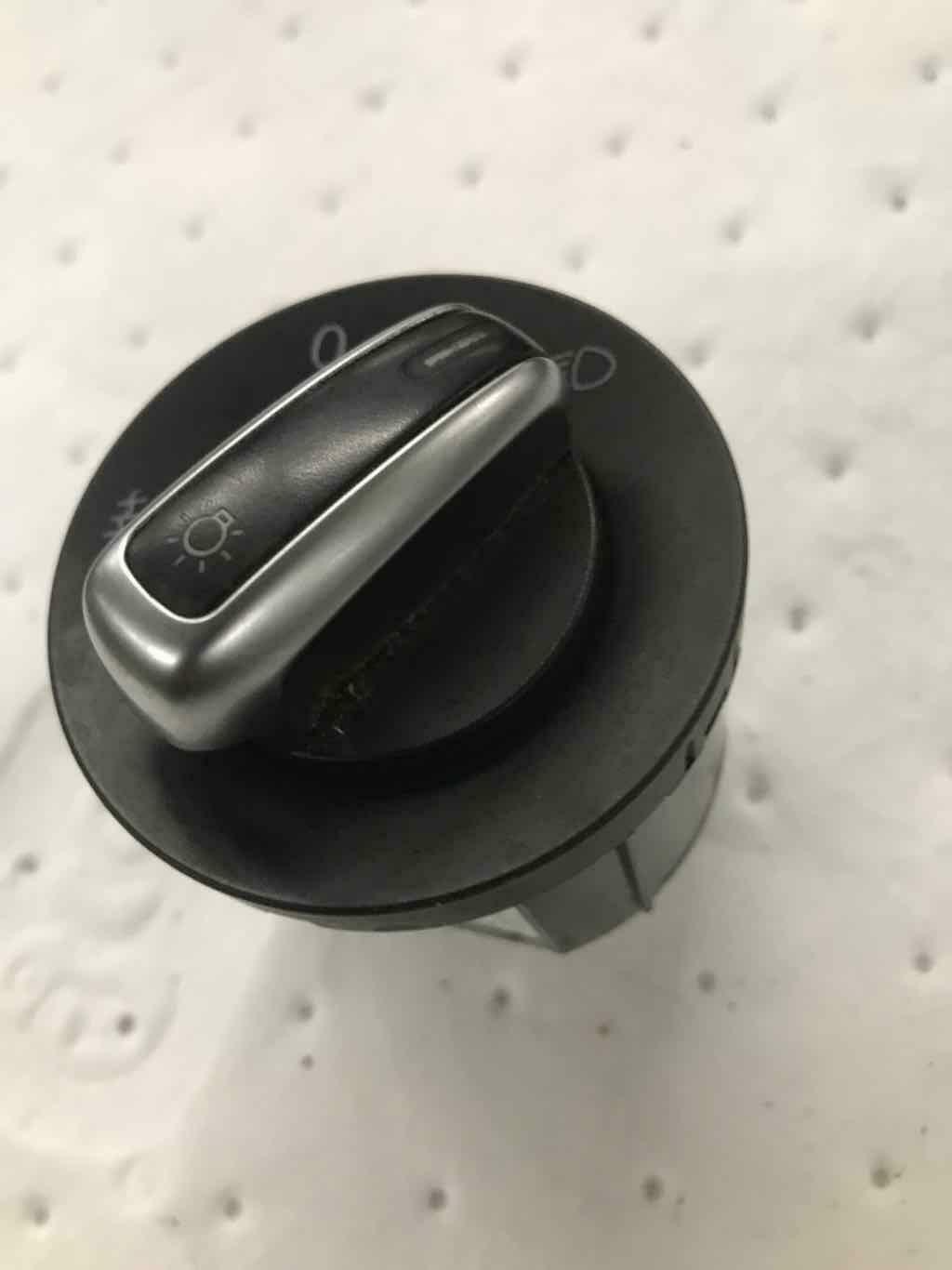 Headlight Switch VW CC 10