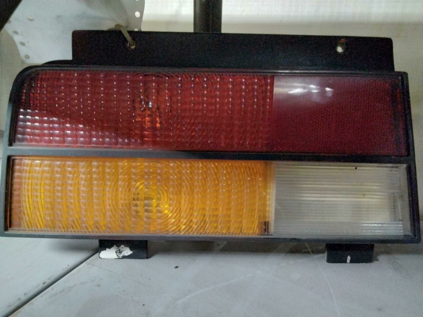 Tail Light Assembly CHEVY CAVALIER Left 82 83 84 85 86 87