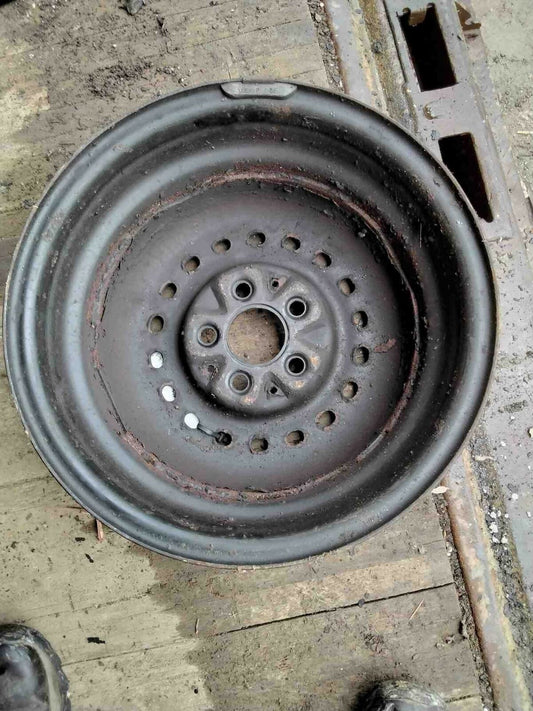 Wheel DODGE SPIRIT 86 87 88 89 90 91 92 93 94 95