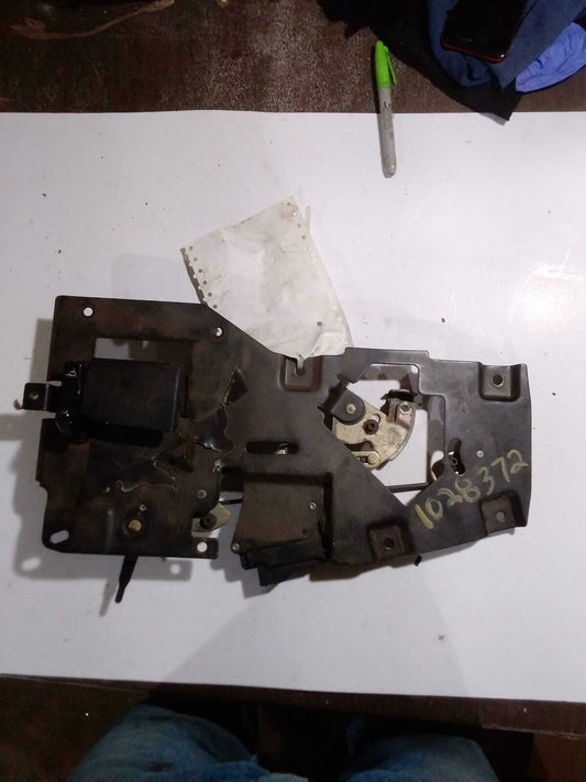 Rear Door Latch DODGE CARAVAN Left 95