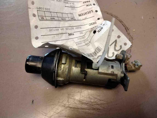 Door Lock Assembly GMC ENVOY 02