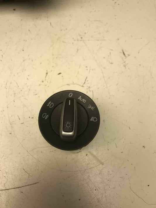 Headlight Switch (dash Mtd) VW GOLF GTI 10