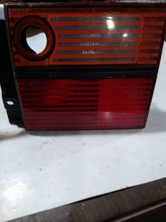 Tail Light Assembly VOLKSWAGEN JETTA Left 98