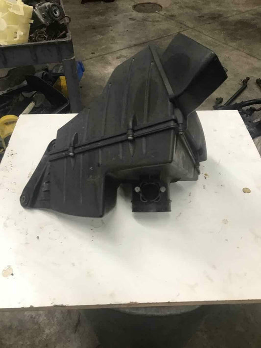 Air Cleaner BMW 325I 06