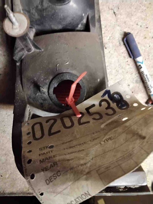 Tail Light Assembly CHEVY LUMINA Right 90 91 92 93 94