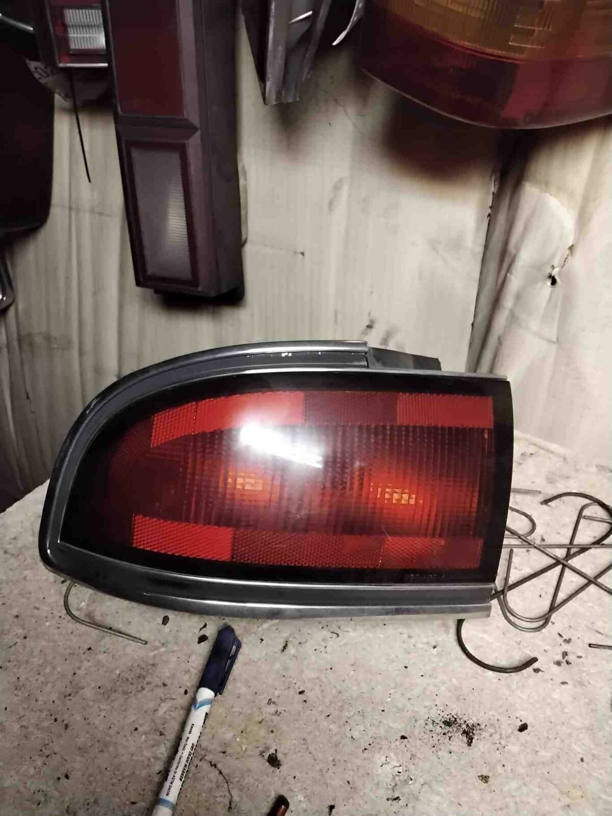 Tail Light Assembly BUICK LESABRE Left 92 93 94 95 96