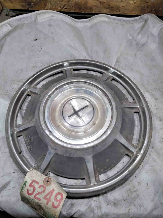 Wheel Cover CHEVY CORVAIR 65