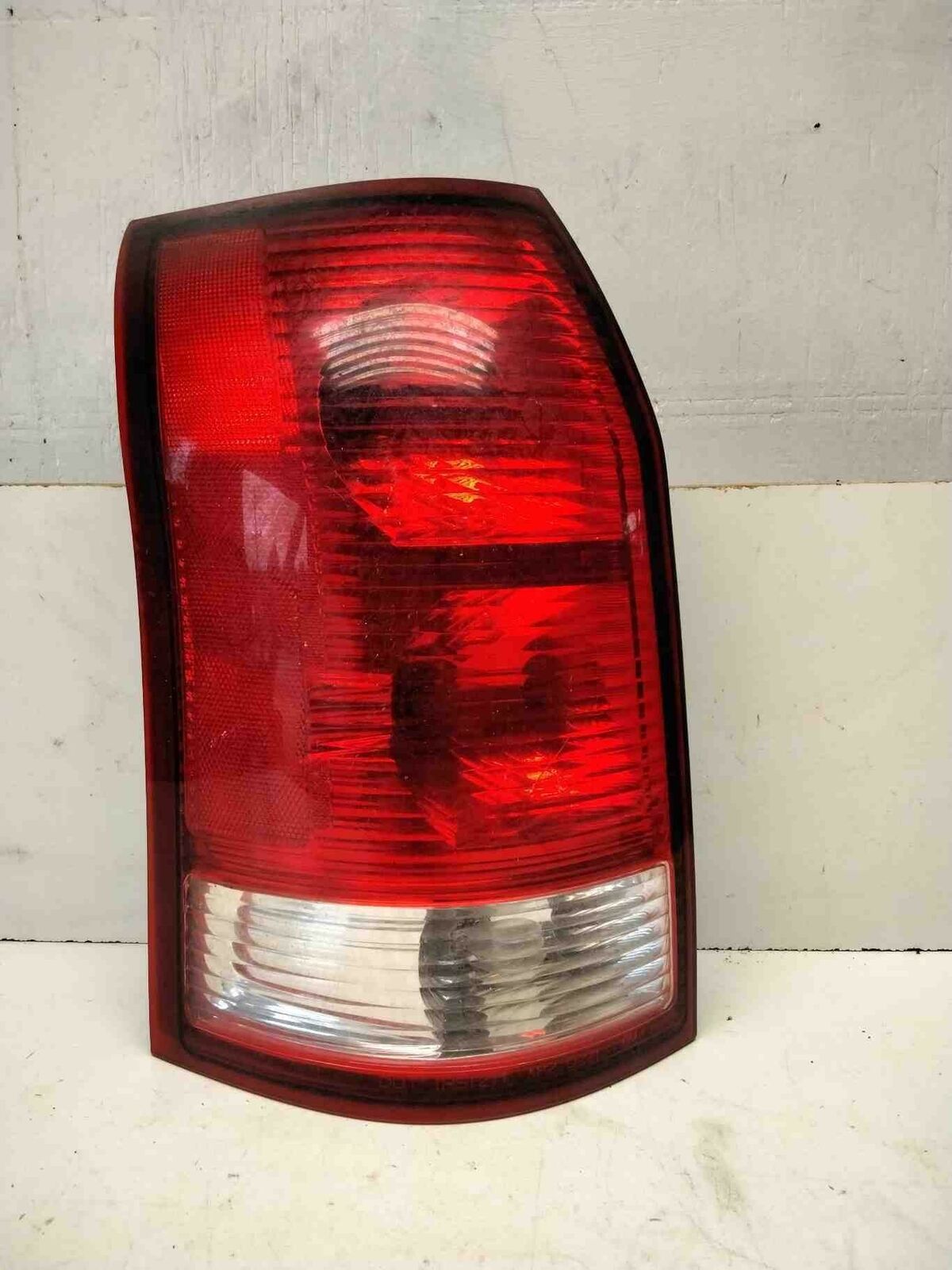 Tail Light Assembly SATURN VUE Left 02 03 04 05 06 07