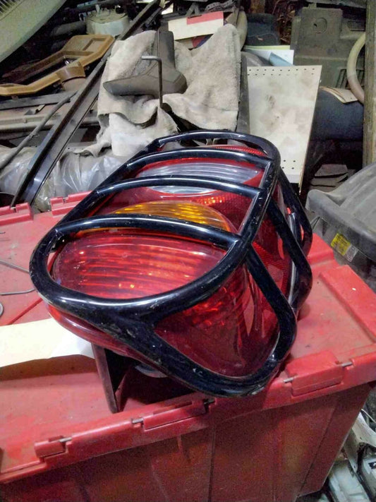 Tail Light Assembly JEEP LIBERTY Left 02 03 04