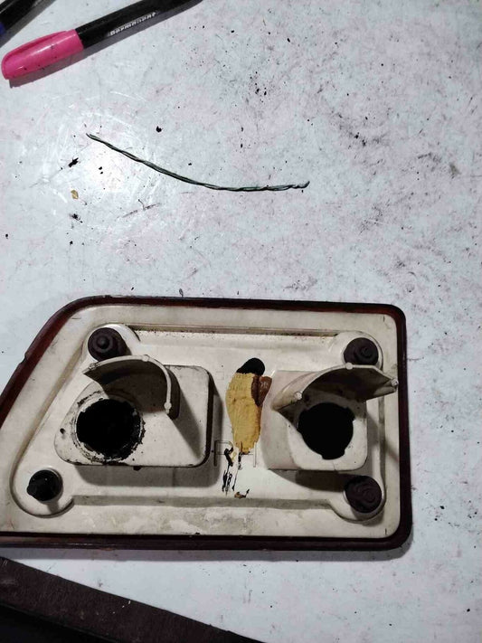 Tail Light Assembly CHEVY MONZA Right 75 76