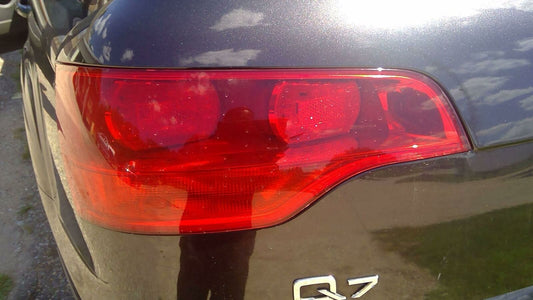 Tail Light Assembly AUDI Q7 Left 07 08 09