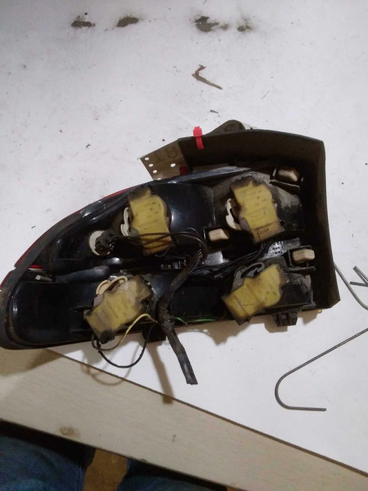 Tail Light Assembly SATURN S SERIES Right 91 92