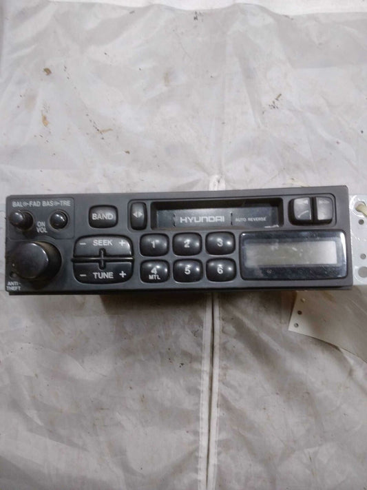 Audio & Visual Equip.(radio) HYUNDAI ELANTRA 94 95 96 97 98 99 00