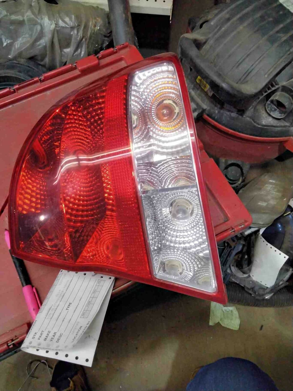 Tail Light Assembly CHEVY AVEO Right 04 05 06