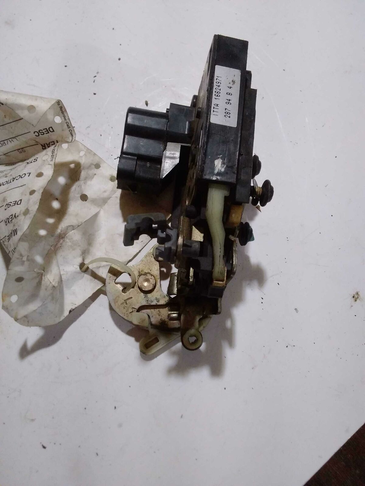 Rear Door Latch PONTIAC GRAND AM Left 95