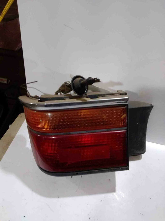 Tail Light Assembly DODGE SPIRIT Right 89 90 91 92