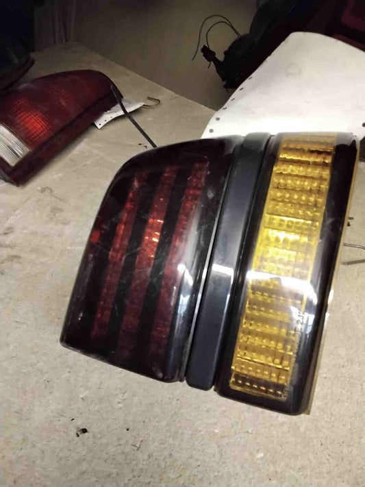 Tail Light Assembly PONTIAC P2000 (82-84) Right 94