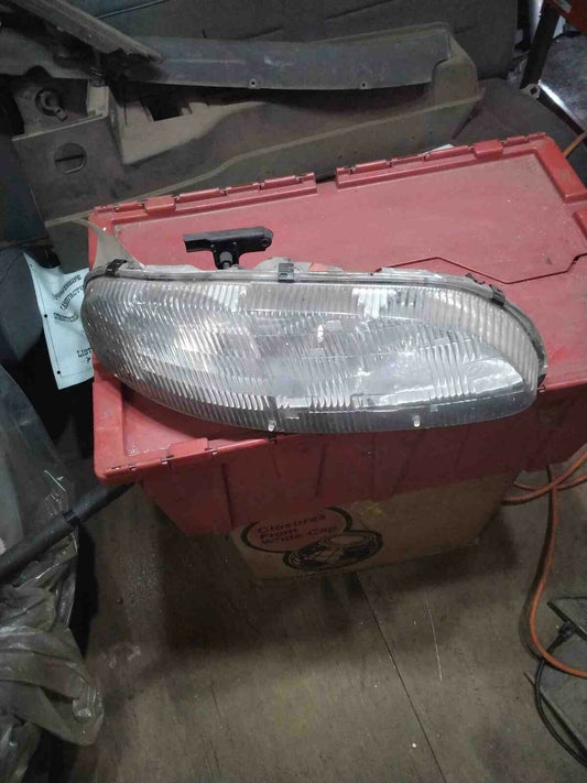 Headlamp Assembly CHEVY LUMINA Left 90 91 92 93 94