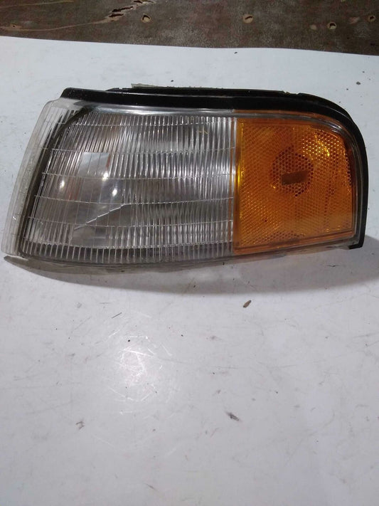 Front Lamp CHEVY LUMINA Left 90 91 92 93 94