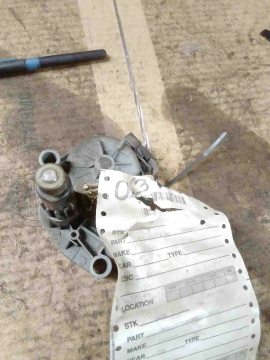 Wiper Motor Rear DODGE CARAVAN 96 97 98 99 00