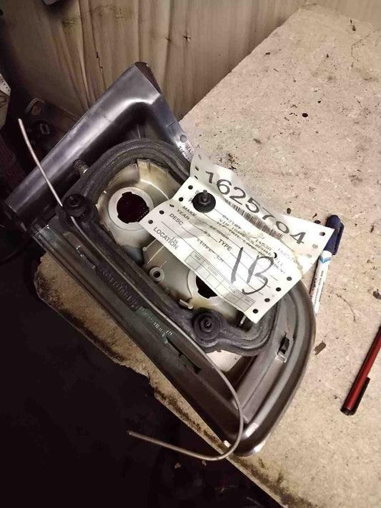 Tail Light Assembly BUICK LESABRE Left 92 93 94 95 96