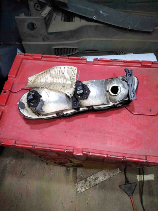 Headlamp Assembly CHEVY MALIBU Right 97 98 99 00 01 02 03 04 05