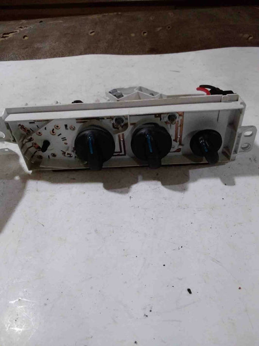 Heater A/c Control DODGE NEON 00 01 02 03 04 05