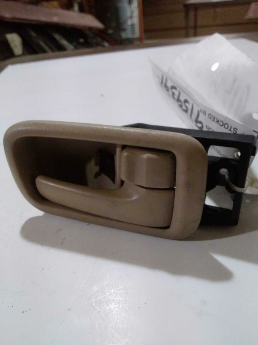 Inside Door Handle TOYOTA HIGHLANDER 04