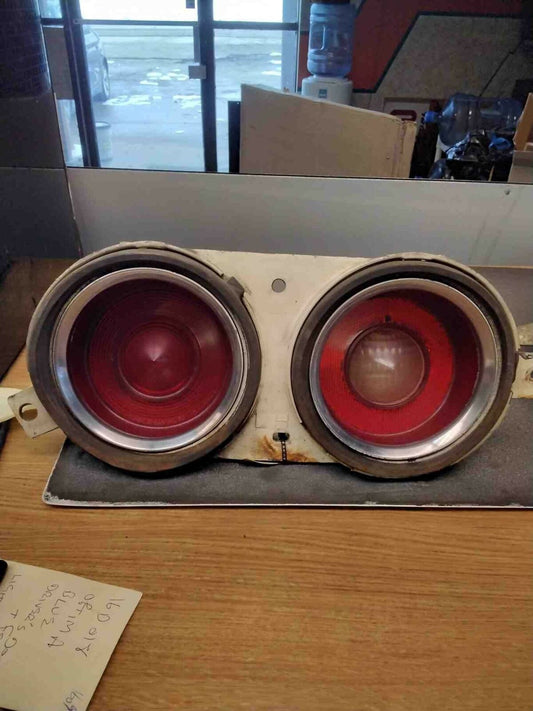 Tail Light Assembly CHEVY CAMARO Left 70 71 72 73