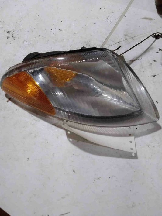 Front Lamp DODGE INTREPID Right 95 96 97