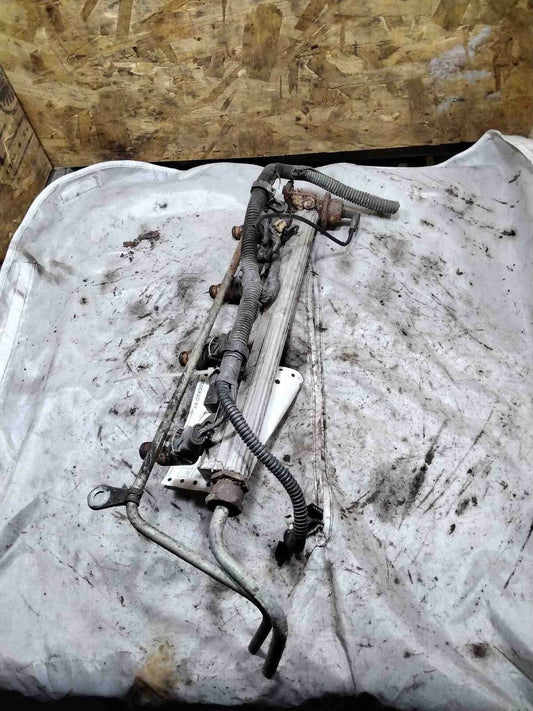 Fuel Injection Rail BUICK SKYLARK 96 97 98