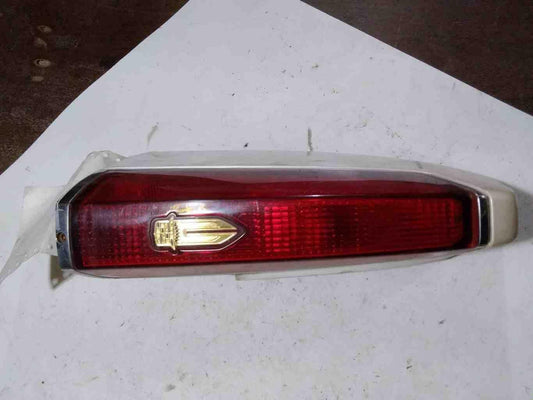 Tail Light Assembly CADILLAC ELDORADO Right 88 89 90 91